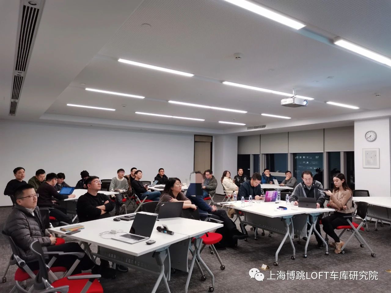 璧山杭州LOFT车库专题会